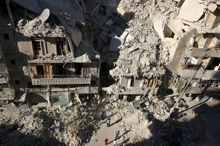 シリア内戦で民間人を殺している「空爆」の非人道性 シリア内戦で民間人を殺している「空爆」の非人道性