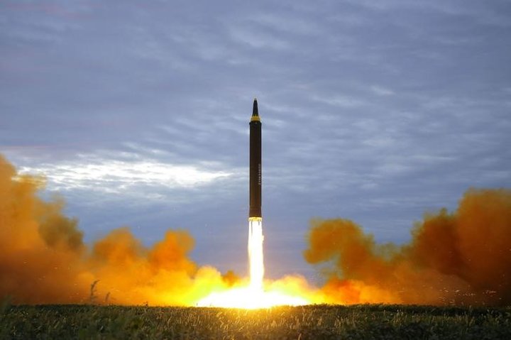  北朝鮮が弾道ミサイル発射！