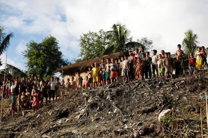 9月14日、ミャンマー西部でイスラム教徒少数民族ロヒンギャの武装勢力と治安部隊の衝突が激化している問題で、現地報道によると、中国がミャンマーによる対抗策の