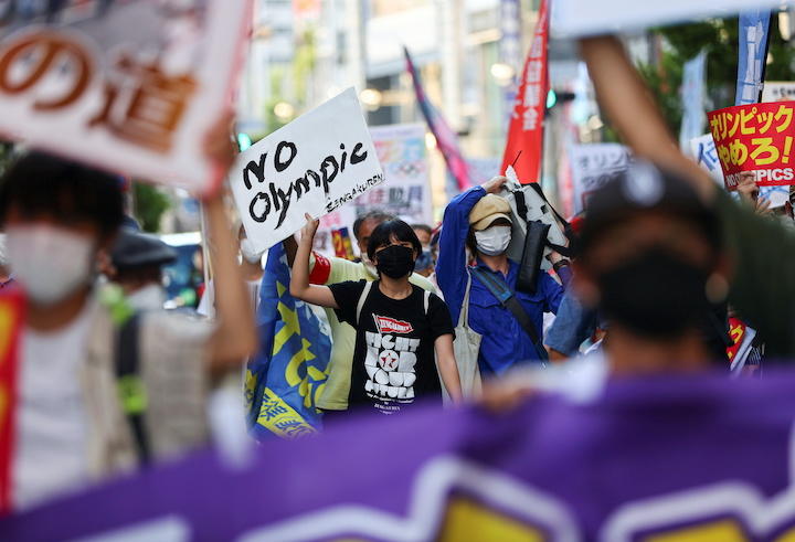 東京の反五輪デモ