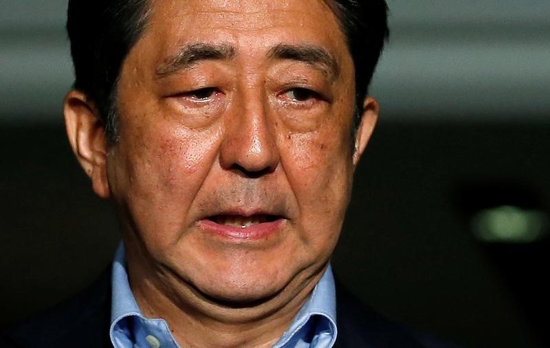 安倍首相 8月3日の内閣改造を表明 菅官房長官 ビジネス ニュース速報 ニューズウィーク日本版 オフィシャルサイト 安倍首相 8月3日の内閣改造を表明 菅官房長官 ビジネス ニュース速報 ニューズウィーク日本版 オフィシャルサイト