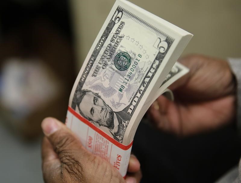 ドルは113円後半 伊国民投票の見通しでユーロ安 ビジネス ニュース速報 ニューズウィーク日本版 オフィシャルサイト