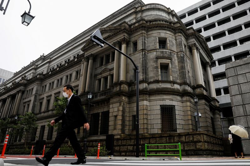 日銀 21年度成長率見通し下方修正の公算 緊急事態宣言で ニューズウィーク日本版 オフィシャルサイト