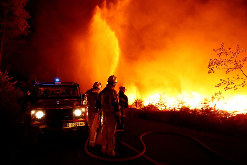 欧州で山火事相次ぐ 記録的猛暑で死者も ニューズウィーク日本版 オフィシャルサイト 欧州で山火事相次ぐ 記録的猛暑で死者も ニューズウィーク日本版 オフィシャルサイト