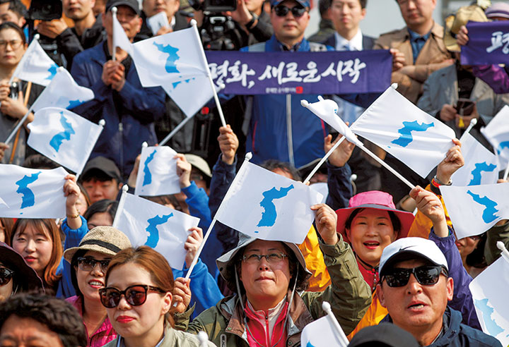 朝鮮半島外交で「蚊帳の外」でも、日本とロシアに秘策あり 朝鮮半島外交で「蚊帳の外」でも、日本とロシアに秘策あり