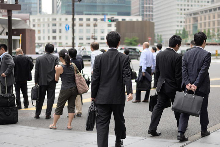 動き始めた年金支給68歳引き上げ論 これから考えるべき人生設計とは 動き始めた年金支給68歳引き上げ論 これから考えるべき人生設計とは