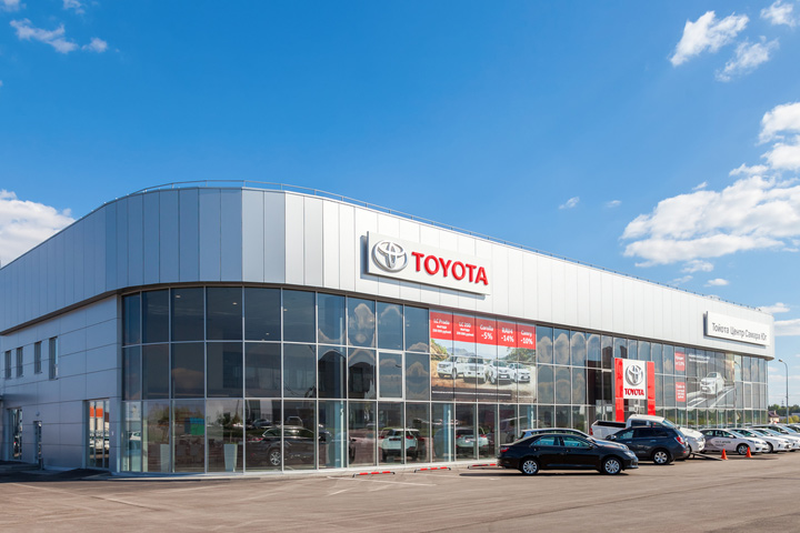 トヨタのディーラー網見直しから見えてくる日本経済の新しい姿 トヨタのディーラー網見直しから見えてくる日本経済の新しい姿