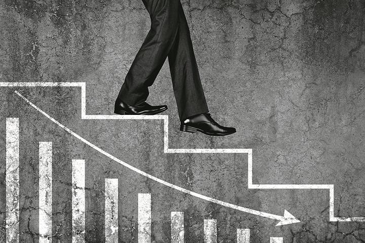 管理職が多すぎる! 変わる日本企業の人事制度が意味するもの 管理職が多すぎる! 変わる日本企業の人事制度が意味するもの