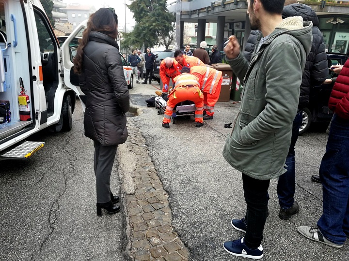 バラバラ死体事件に揺れるイタリア総選挙 ベルルスコーニ元首相がキングメーカーに バラバラ死体事件に揺れるイタリア総選挙 ベルルスコーニ元首相がキングメーカーに