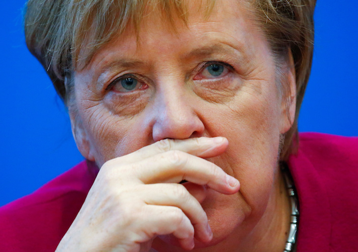 顕在化する「ドイツリスク」 メルケル首相のCDU党首辞任でヨーロッパに激震 顕在化する「ドイツリスク」 メルケル首相のCDU党首辞任でヨーロッパに激震