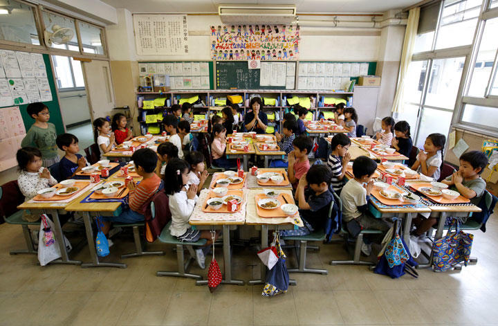日本の学校給食システムで世界の子供たちを「食料砂漠」から救え 日本の学校給食システムで世界の子供たちを「食料砂漠」から救え