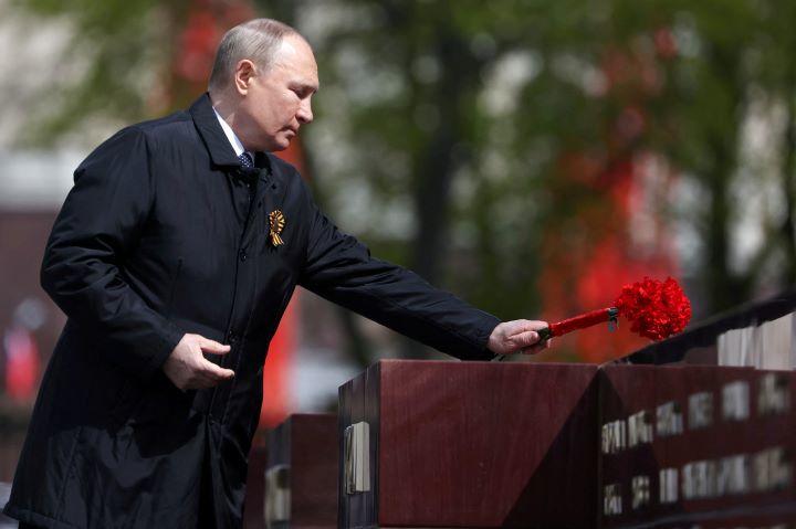 対独戦勝記念日のプーチン