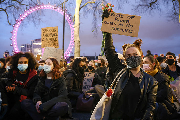 帰宅途中で殺害されたサラさん 女性が安心して歩ける環境が欲しい と英国で抗議デモ続く ニューズウィーク日本版 オフィシャルサイト
