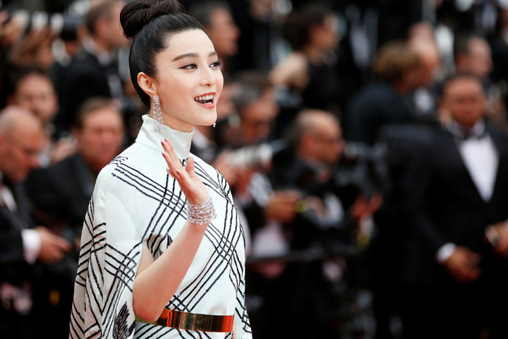 出演料10億円の美女ファン・ビンビンのゴシップが民主化の兆し? 出演料10億円の美女ファン・ビンビンのゴシップが民主化の兆し?
