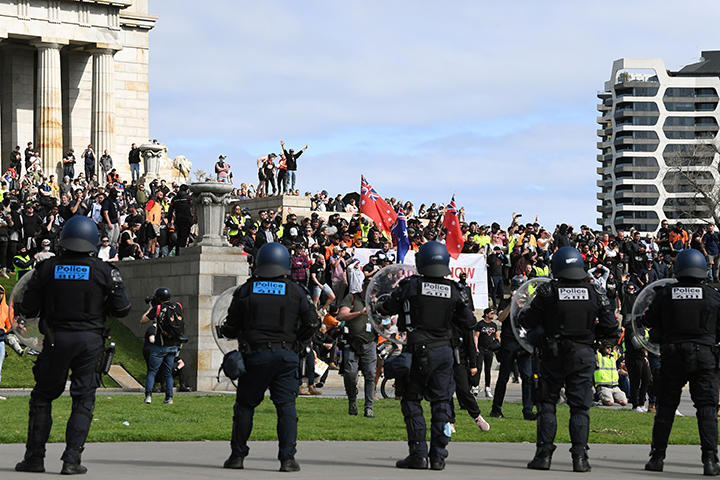 豪メルボルンの反ワクチンデモ 豪メルボルンの反ワクチンデモ