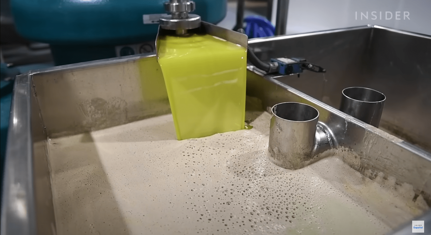 スクリーンショット 2023-09-04 午後9.39.15.png