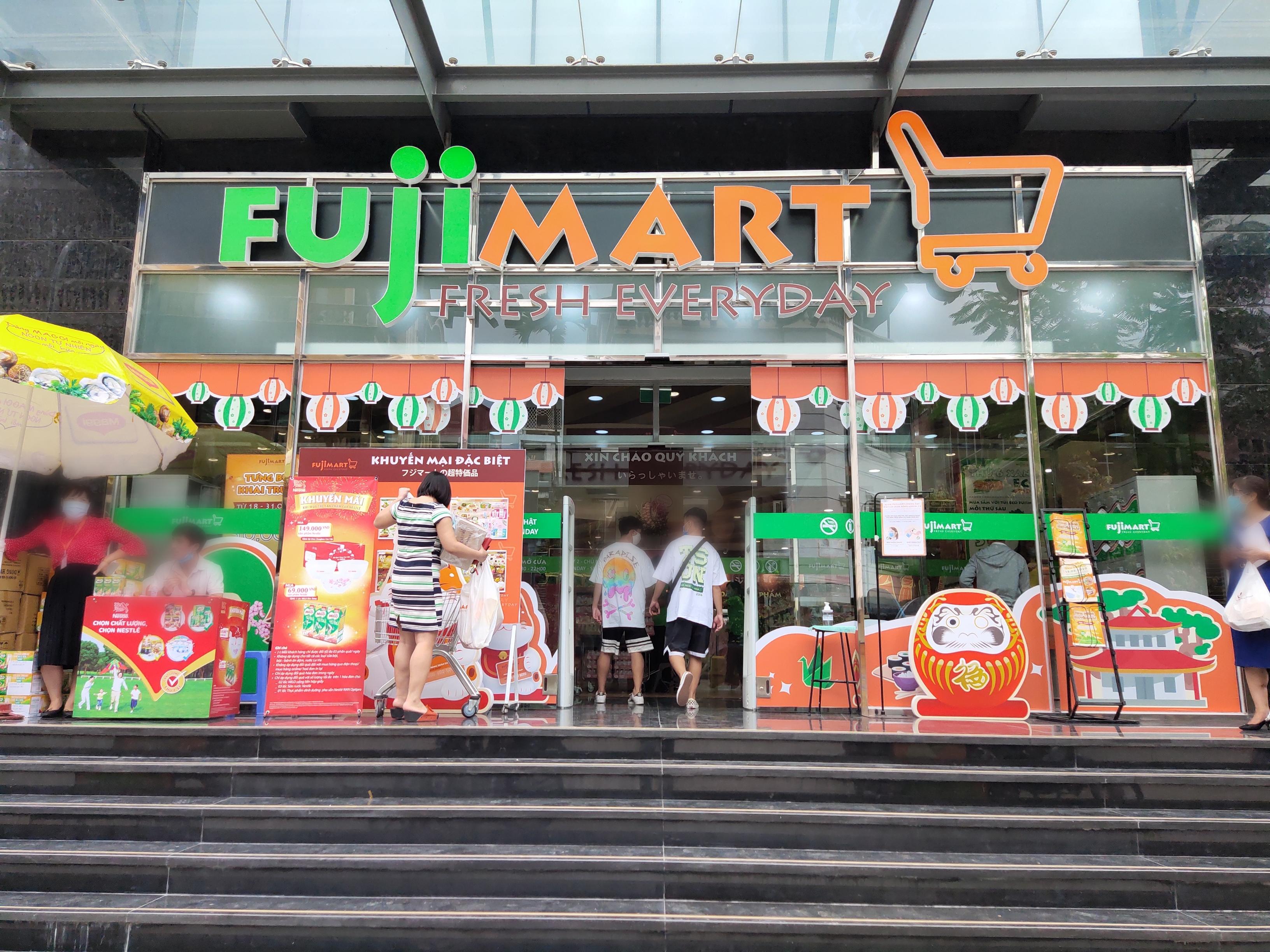 fujimart_1.jpg