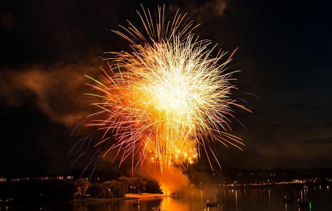 july-4th-5371510_1280.jpg