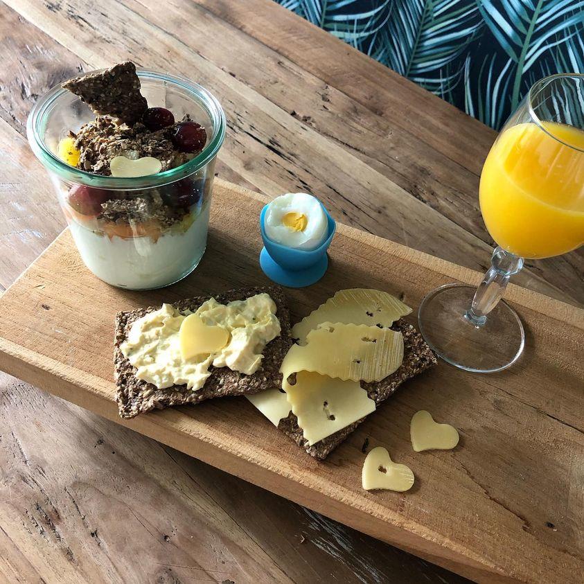 Kari's Crackers cheese.jpg