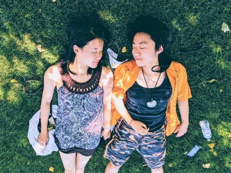 JingWei on teh glass.jpeg