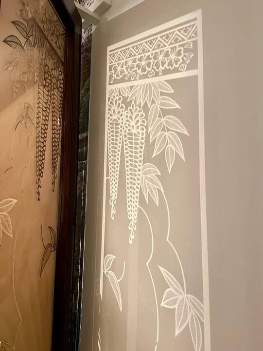 遺品展スクリーン - 1.jpeg