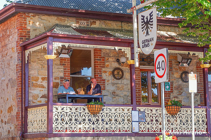 Hahndorf_pub.jpg