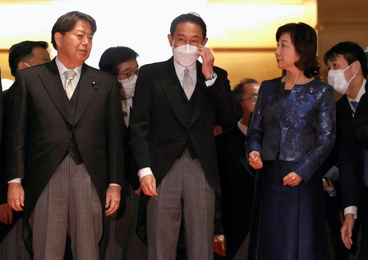 岸田文雄