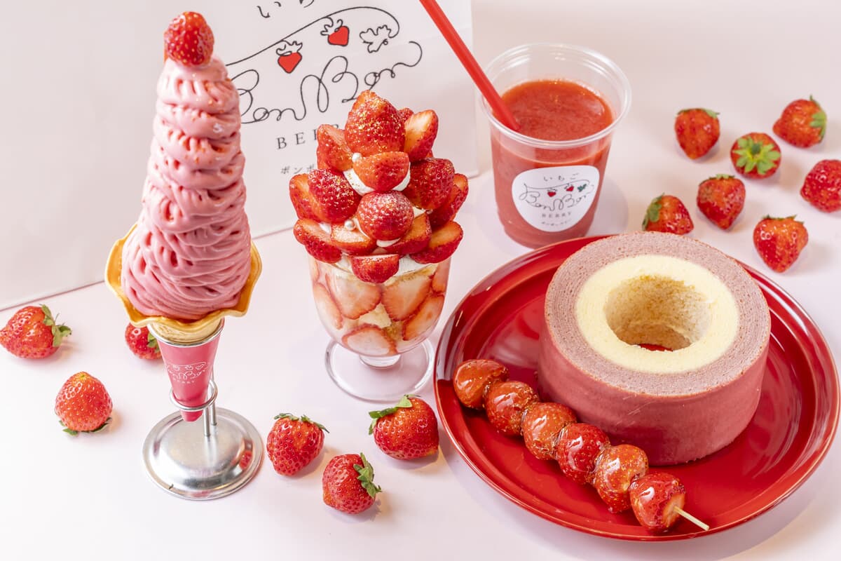 静岡・6周年を迎えるいちご専門店の道の駅の周年祭！15段巻き・高さ約