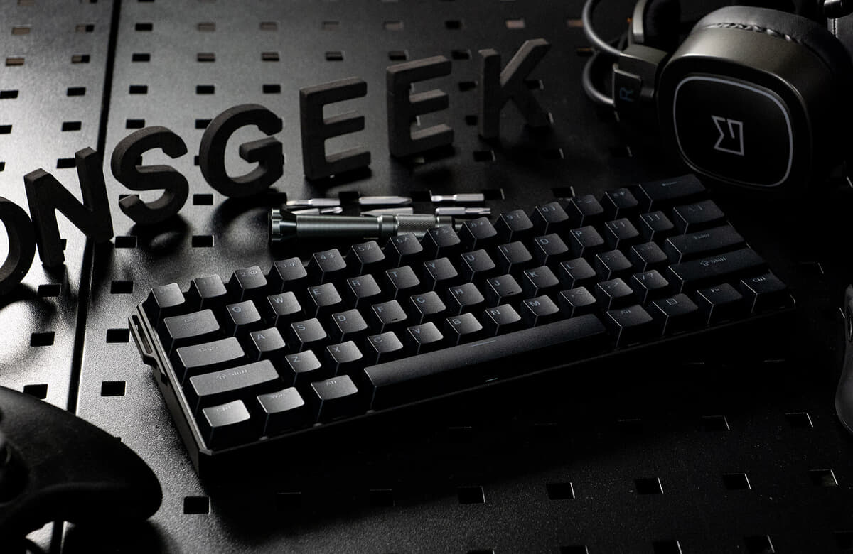 無線対応　FUN60 PRO MAX SP キーボードラピッドトリガー MonsGeekより新世代のラピッドトリガーキーボード 「FUN60