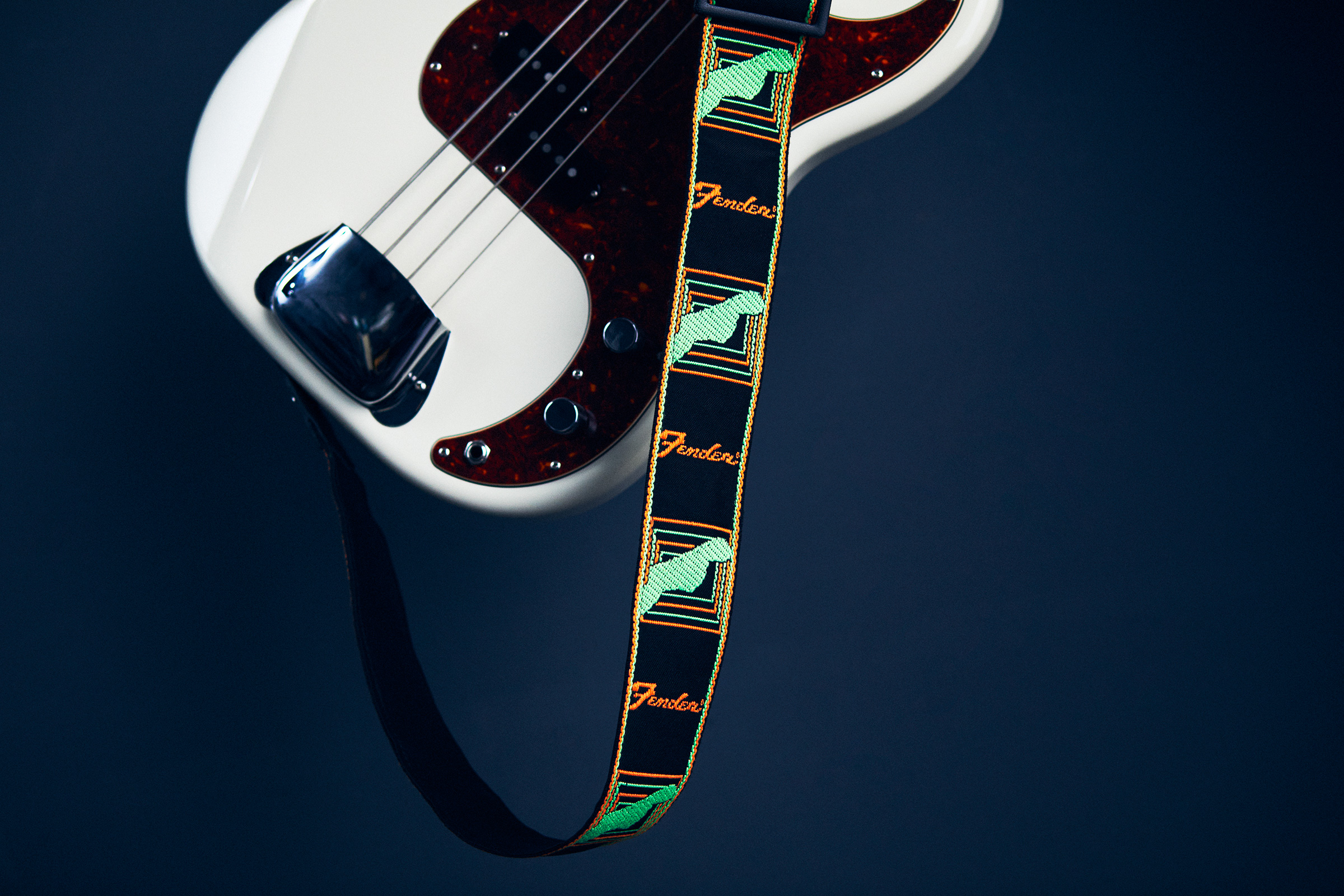 レアなヴィンテージストラップがハマ オカモト Okamoto S の監修を経て登場 Vintage Modified Monogrammed Strapが数量限定で発売決定 プレスリリース コラム ニューズウィーク日本版 オフィシャルサイト レアなヴィンテージストラップがハマ オカモト Okamoto S の監修を経て登場 Vintage Modified Monogrammed Strapが数量限定で発売決定 プレスリリース コラム ニューズウィーク日本版 オフィシャルサイト