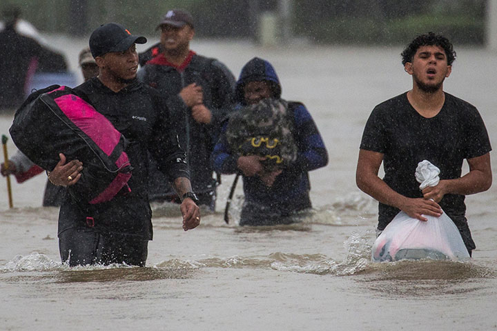 ヒューストン豪雨災害に見る、「線状降水帯」の恐ろしさ ヒューストン豪雨災害に見る、「線状降水帯」の恐ろしさ