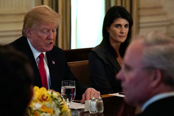 匿名高官のトランプ批判、犯人捜しに躍起になる政権の異常さ 匿名高官のトランプ批判、犯人捜しに躍起になる政権の異常さ