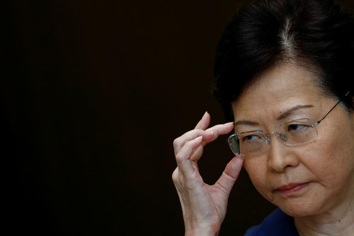 香港長官「条例撤回」は事実上のクーデター 香港長官「条例撤回」は事実上のクーデター