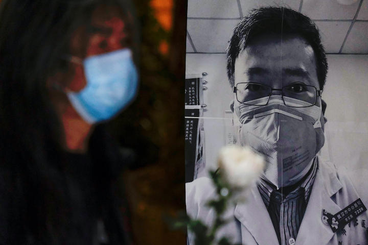 新型肺炎:1人の医師の死が引き起こす中国政治の地殻変動 新型肺炎:1人の医師の死が引き起こす中国政治の地殻変動