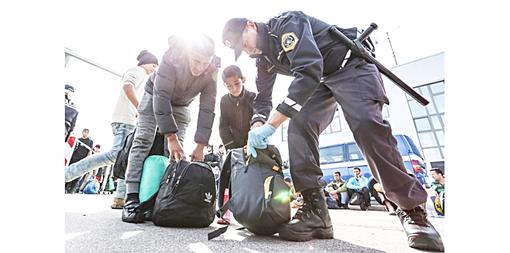欧州を襲う戦後最悪の難民危機 欧州を襲う戦後最悪の難民危機
