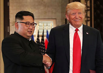 米朝合意、確証なき非核化への道 米朝合意、確証なき非核化への道