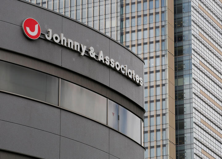 吉本 ジャニーズの激震が示すエンタメ界の危機 芸能事務所とテレビ局は共同体のままでいいのか ニューズウィーク日本版 オフィシャルサイト