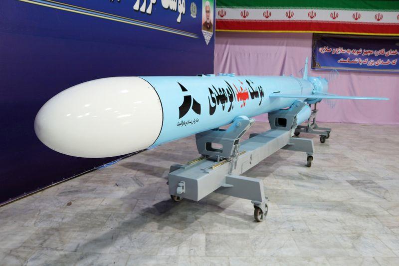 イランがミサイルを公開 巡航ミサイルの射程1000キロ ソレイマニ司令官の名を冠した弾道ミサイルも ニューズウィーク日本版 オフィシャルサイト イランがミサイルを公開 巡航ミサイルの射程1000キロ ソレイマニ司令官の名を冠した弾道ミサイルも ニューズウィーク日本版 オフィシャルサイト