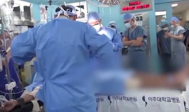 応急処置で肺に針を 北朝鮮亡命兵士、救出から6時間の手術まで ...
