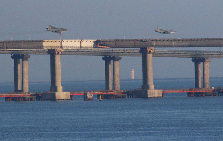 米軍機がウクライナ上空を偵察飛行 拿捕事件でロシアをけん制 ワールド 最新記事 ニューズウィーク日本版 オフィシャルサイト 米軍機がウクライナ上空を偵察飛行 拿捕事件でロシアをけん制 ワールド 最新記事 ニューズウィーク日本版 オフィシャルサイト