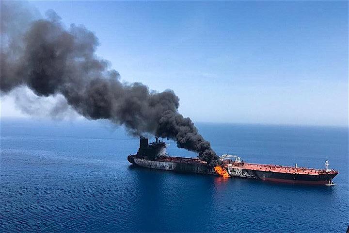 オマーン沖のタンカー攻撃 イランによる米対抗策なら危険な賭けに ニューズウィーク日本版 オフィシャルサイト オマーン沖のタンカー攻撃 イランによる米対抗策なら危険な賭けに ニューズウィーク日本版 オフィシャルサイト