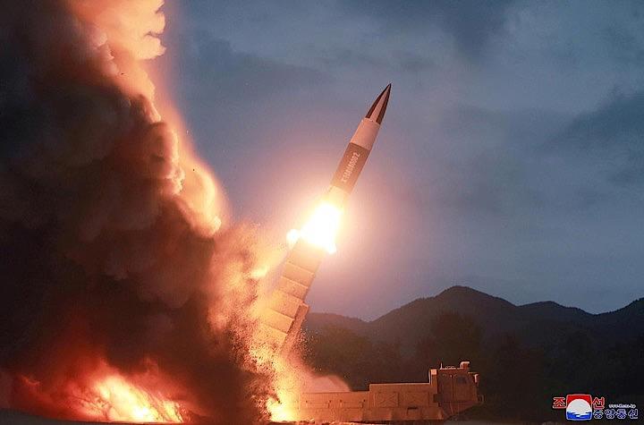 北朝鮮 Gsomia消滅のタイミング合わせ弾道ミサイル発射 日本の領域に落下せず ニューズウィーク日本版 オフィシャルサイト 北朝鮮 Gsomia消滅のタイミング合わせ弾道ミサイル発射 日本の領域に落下せず ニューズウィーク日本版 オフィシャルサイト