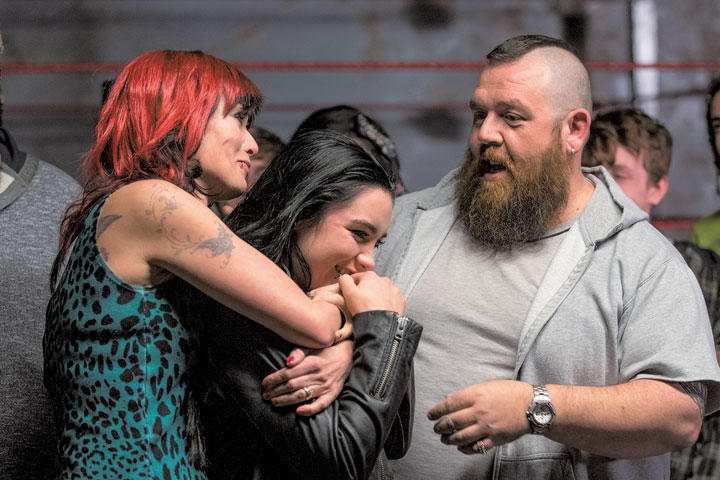 プロレスで夢をかなえた家族の絆『ファイティング・ファミリー