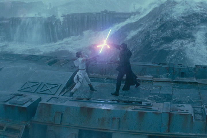 カイロ・レンは嘘をついていた?『スター・ウォーズ/スカイ カイロ・レンは嘘をついていた?『スター・ウォーズ/スカイ