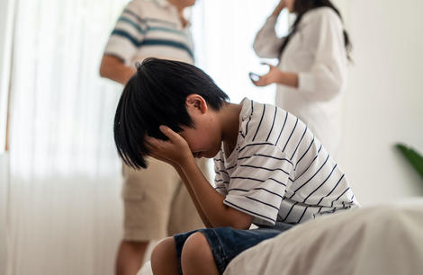 「ふつうじゃない」家族に生まれた僕は、いつしか「ふつう」を擬態するようになっていた