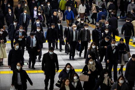 東京都､19日の新型コロナ新規感染534人　小池知事｢最大の感染経路は家庭｣