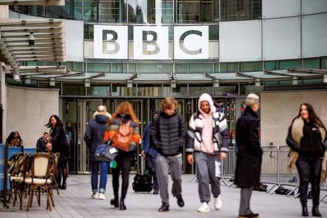 アメリカには公平中立な報道機関「BBC」が必要だ