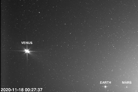 金星、地球、火星をフレーム内におさめた珍しい画像が撮影された