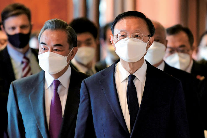 楊潔篪党政治局員、王毅外相 楊潔篪党政治局員、王毅外相