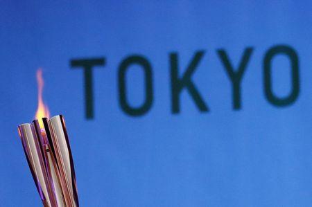 東京五輪の聖火トーチ 東京五輪の聖火トーチ